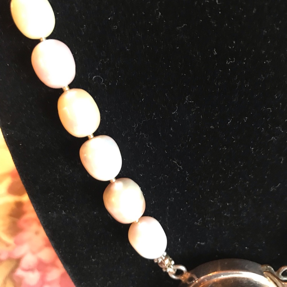 STERLING CLASP SINGLE STRAND OF LARGE GLASS PEARLS - Picture 13 of 14